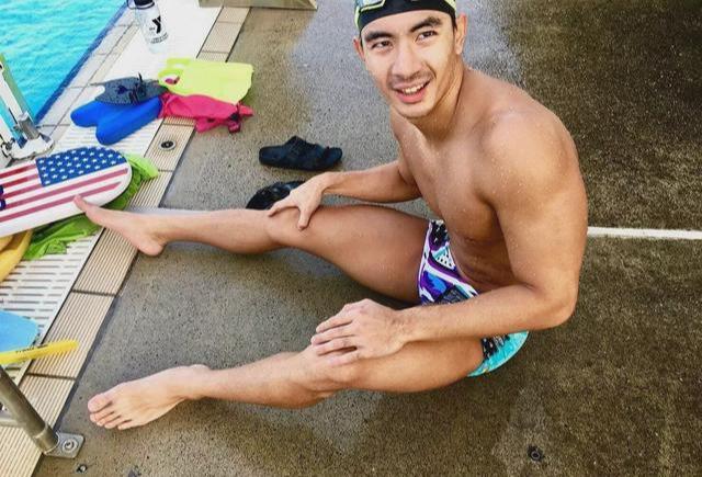 泳池偶遇的175cm的肌肉男，竟然是一名正宗的体育生